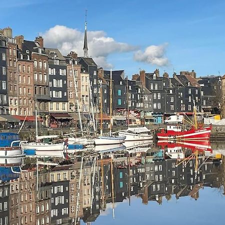 Jolie Maison Centre Historique Honfleur Buitenkant foto